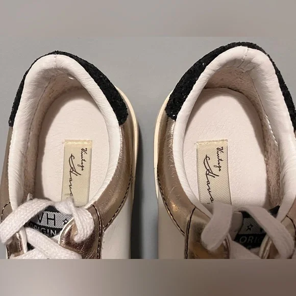 Vintage Havana Rose Gold Metallic & White Star Sneakers - Picture 9 of 11